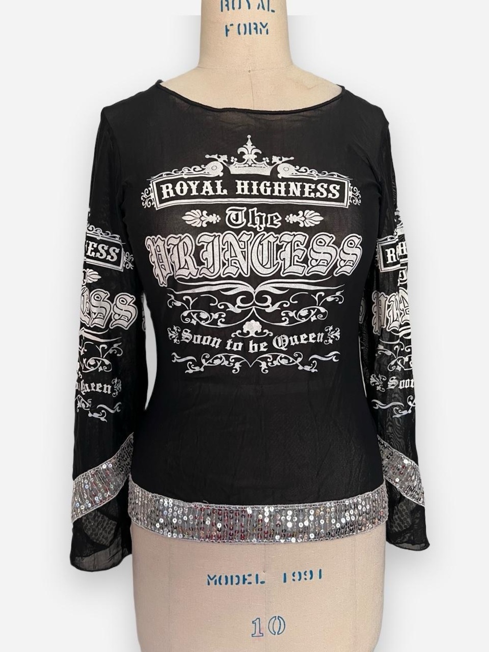 Cache Y2K Vintage Black Mesh Long Sleeve Graphic Save The Queen SZ M